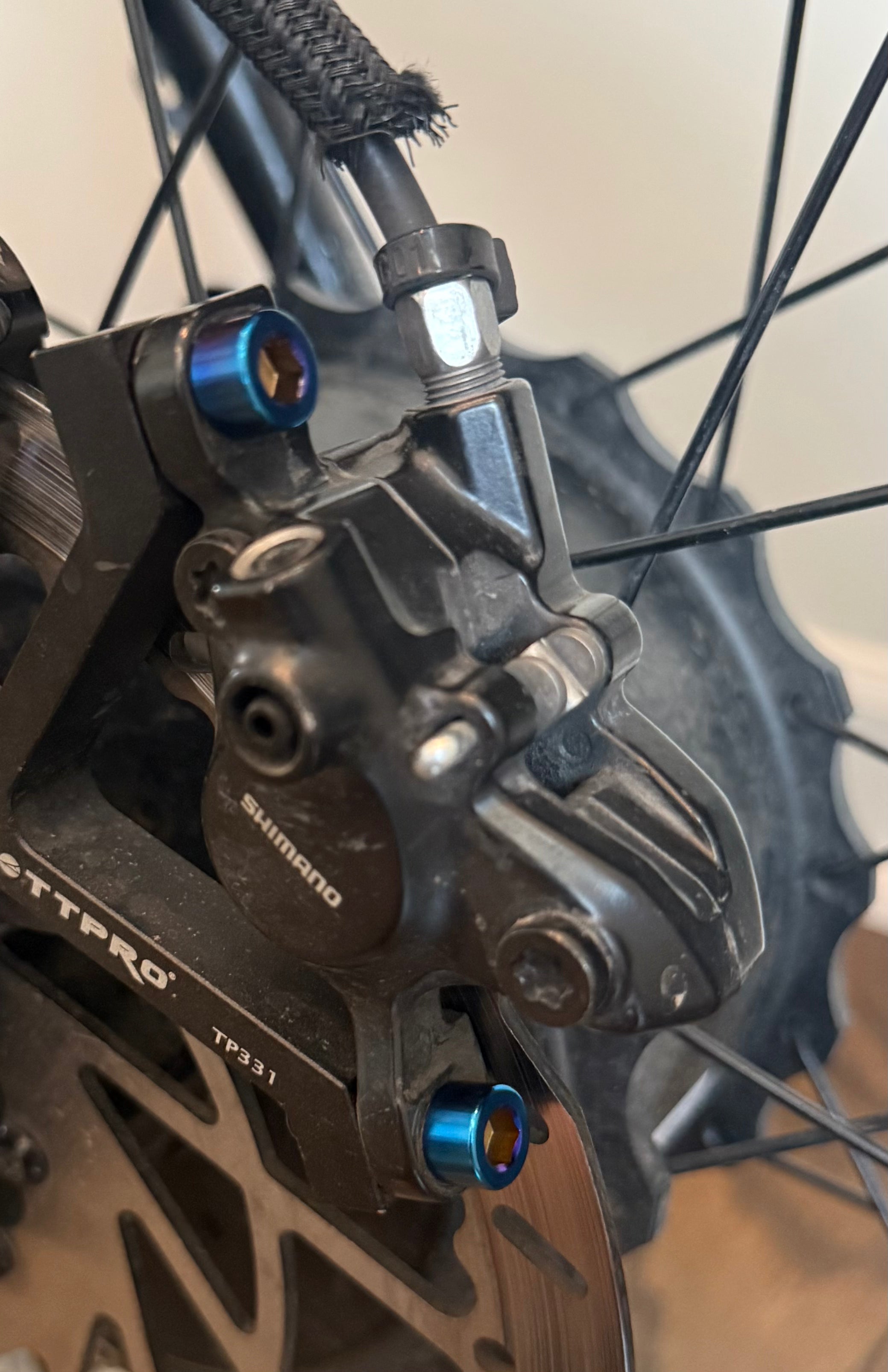 Caliper titanium