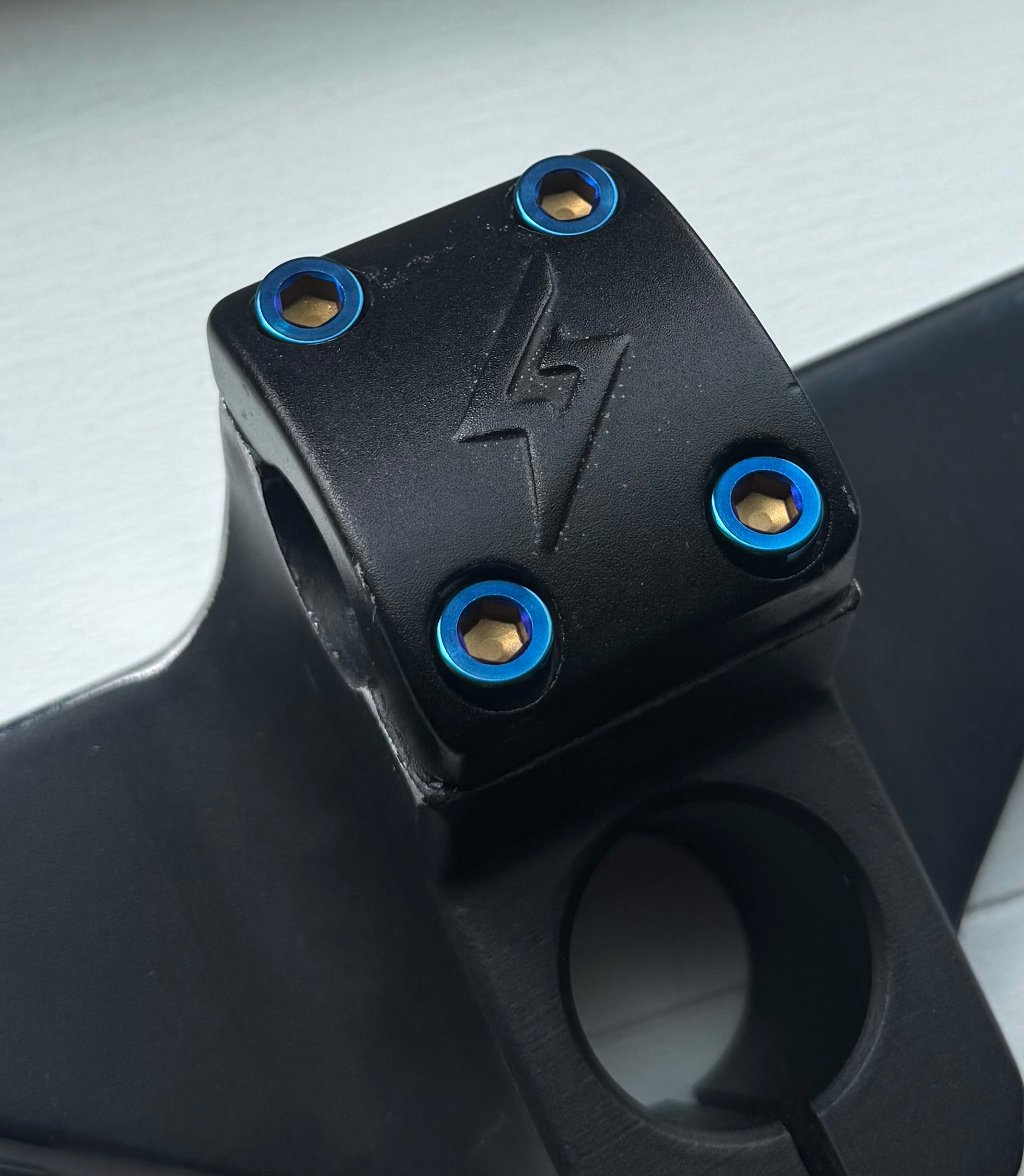 Super 73 Bar Clamp Titanium